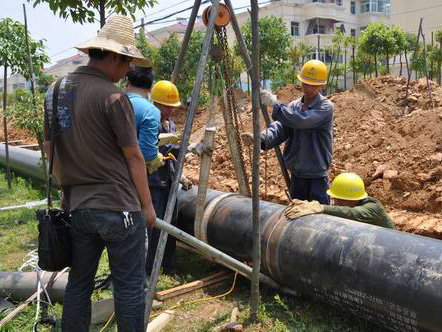 ·À¸¯¸Ö¹ÜÊ©¹¤ÏÖ³¡